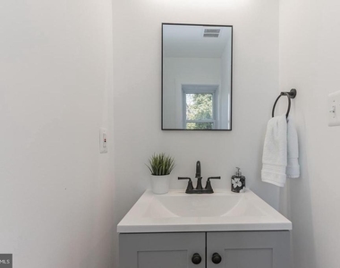 3326 12th Street Se - Photo Thumbnail 14