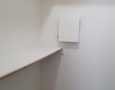 205 Beech Dr - Photo Thumbnail 6