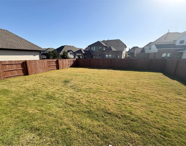 117 Rocky View Ln - Photo Thumbnail 16