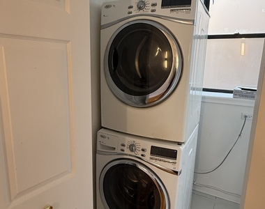 5726 S King Drive - Photo Thumbnail 12