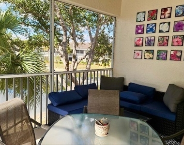 10112 Colonial Country Club Boulevard - Photo Thumbnail 13