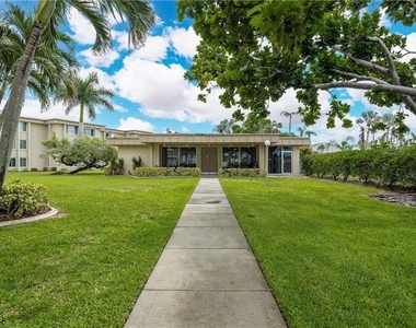 2244 Winkler Avenue - Photo Thumbnail 22