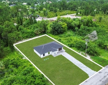 382 Mcarthur Boulevard - Photo Thumbnail 3