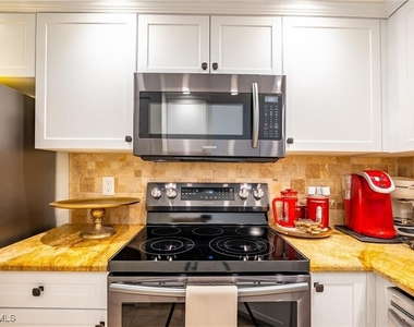 815 Gulf Pavilion Drive - Photo Thumbnail 6