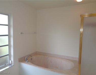 271 Perignon Place - Photo Thumbnail 24