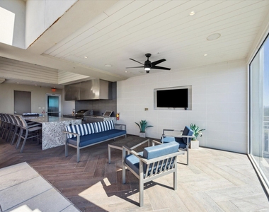 9870 Gaylord Drive - Photo Thumbnail 32