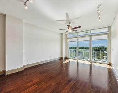 9870 Gaylord Drive - Photo Thumbnail 4