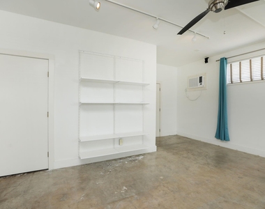2215 Cleburne Street - Photo Thumbnail 7