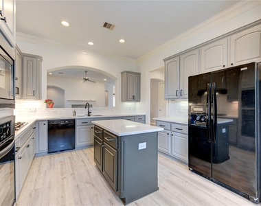 1131 Sopris Drive - Photo Thumbnail 12