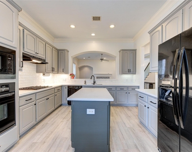 1131 Sopris Drive - Photo Thumbnail 11