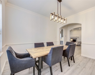 1131 Sopris Drive - Photo Thumbnail 2