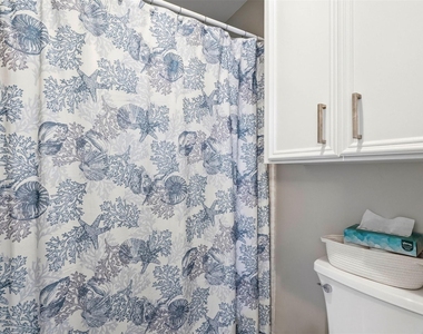 7927 Wolfield Lane - Photo Thumbnail 19