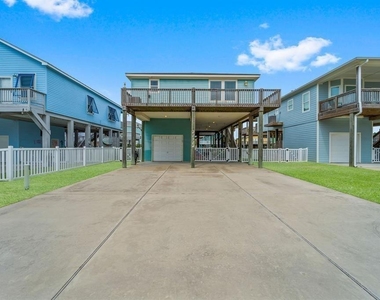 22122 Cantina Drive - Photo Thumbnail 2