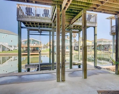22122 Cantina Drive - Photo Thumbnail 33