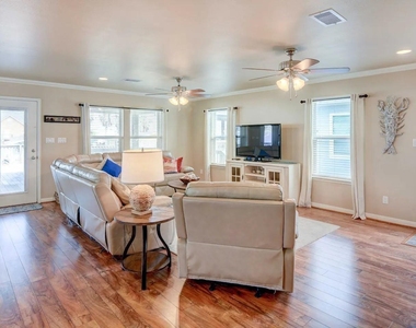 22122 Cantina Drive - Photo Thumbnail 6