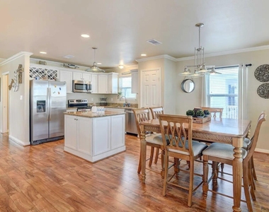 22122 Cantina Drive - Photo Thumbnail 7