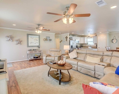 22122 Cantina Drive - Photo Thumbnail 5