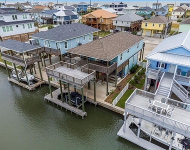 22122 Cantina Drive - Photo Thumbnail 37