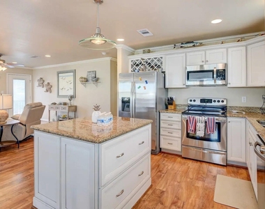 22122 Cantina Drive - Photo Thumbnail 10