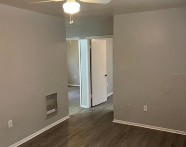 1601 E Marks Drive - Photo Thumbnail 6