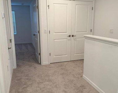5040 Spangle Drive - Photo Thumbnail 5