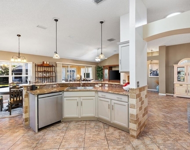 1505 Doria Lane - Photo Thumbnail 12
