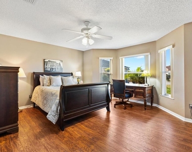 1505 Doria Lane - Photo Thumbnail 20