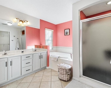 1505 Doria Lane - Photo Thumbnail 18