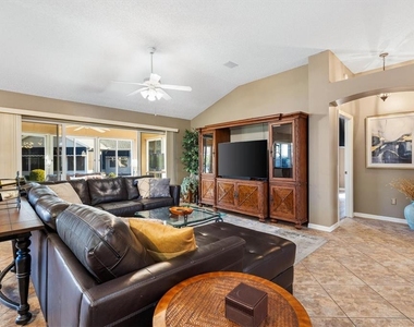 1505 Doria Lane - Photo Thumbnail 3