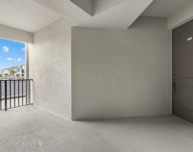 17570 Opal Sand Drive - Photo Thumbnail 36