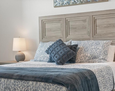 17570 Opal Sand Drive - Photo Thumbnail 27