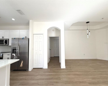 4721 1st Avenue E - Photo Thumbnail 8
