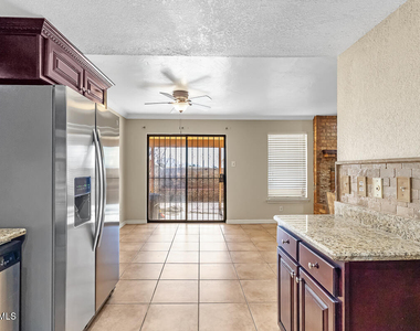 150 Silver Shadow Drive - Photo Thumbnail 12