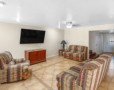 150 Silver Shadow Drive - Photo Thumbnail 5