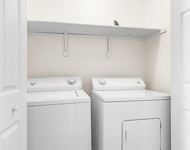 150 Silver Shadow Drive - Photo Thumbnail 18