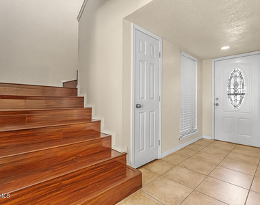 150 Silver Shadow Drive - Photo Thumbnail 2