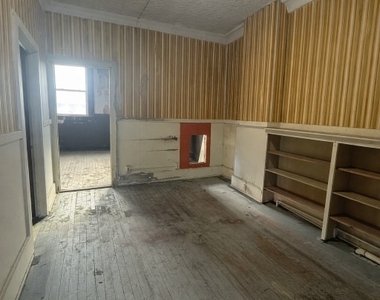128 Nanticoke Avenue - Photo Thumbnail 11