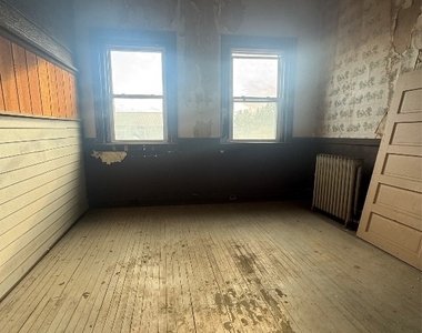 128 Nanticoke Avenue - Photo Thumbnail 28