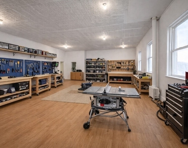 128 Nanticoke Avenue - Photo Thumbnail 10