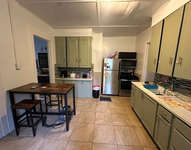 19 Edwards Street - Photo Thumbnail 7