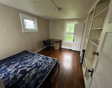 19 Edwards Street - Photo Thumbnail 6