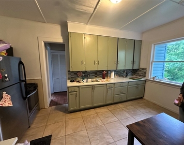 19 Edwards Street - Photo Thumbnail 8