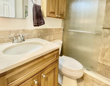 10 Se Central Avenue - Photo Thumbnail 7