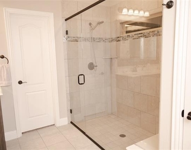 4147 Lagoon Place - Photo Thumbnail 16