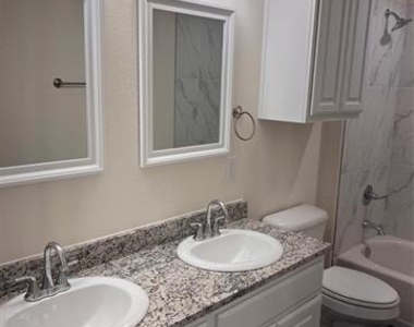 716 E 5th Street - Photo Thumbnail 18