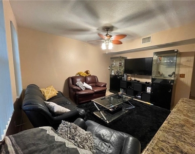 6942 W Sample Road - Photo Thumbnail 3