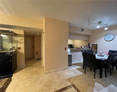 6942 W Sample Road - Photo Thumbnail 4