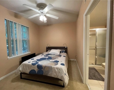 6942 W Sample Road - Photo Thumbnail 17