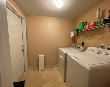 6942 W Sample Road - Photo Thumbnail 8
