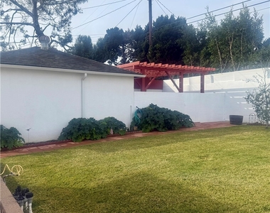 7407 Dunfield - Photo Thumbnail 20